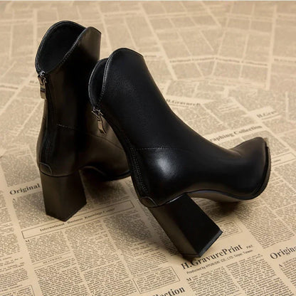 Trendy Chelsea Boots met Chroomdetail voor Dames – VÉRANZA