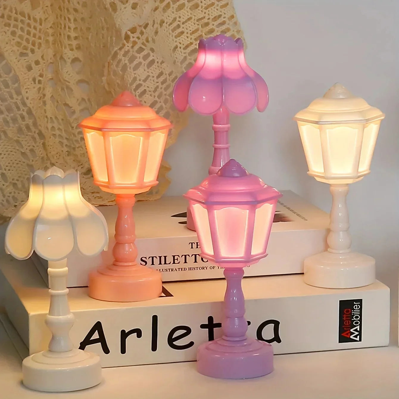 GLOWELEGANCE - Stijlvolle tafellamp met moderne flair