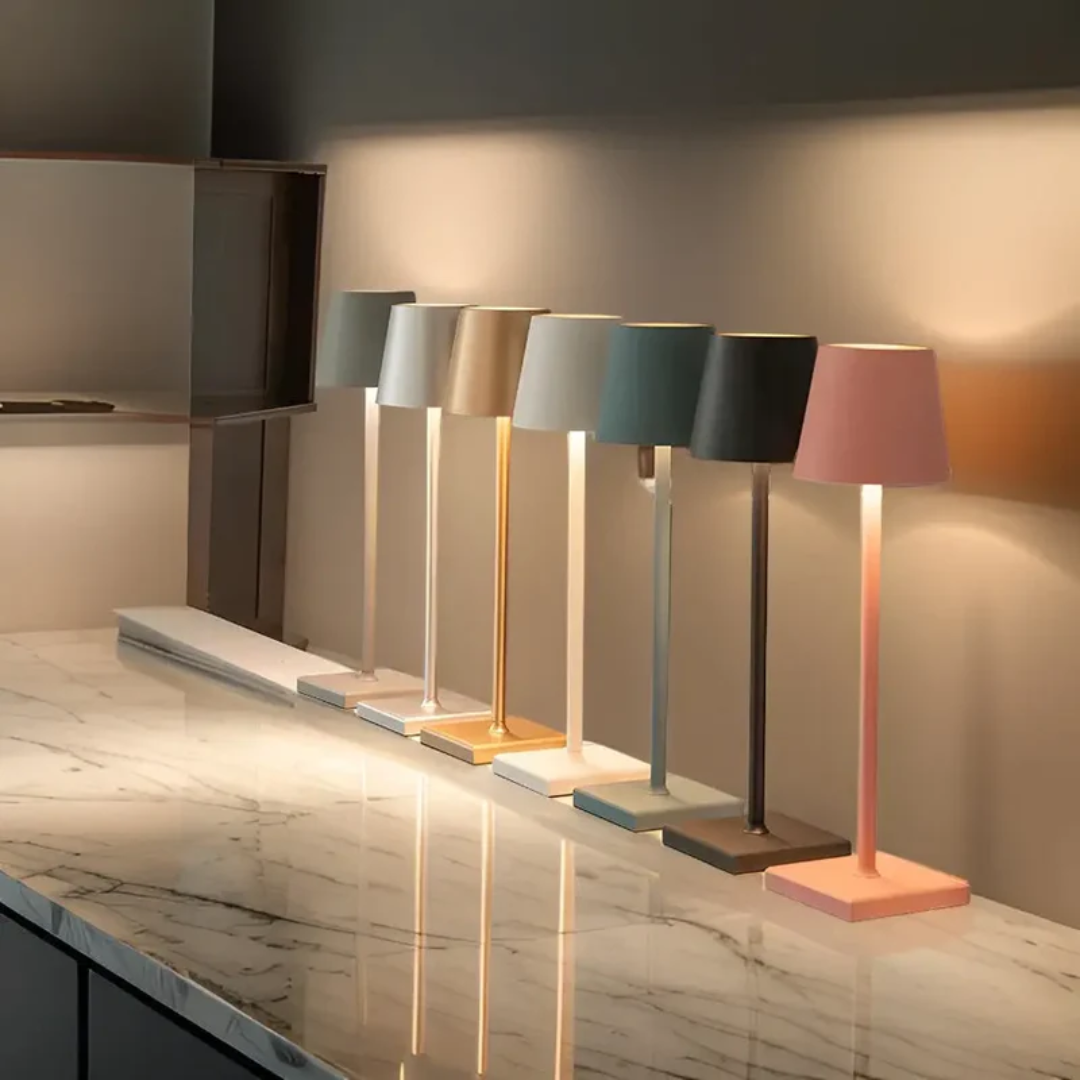 LumiFlex - Draadloze Oplaadbare Tafellamp met Scandinavisch Design