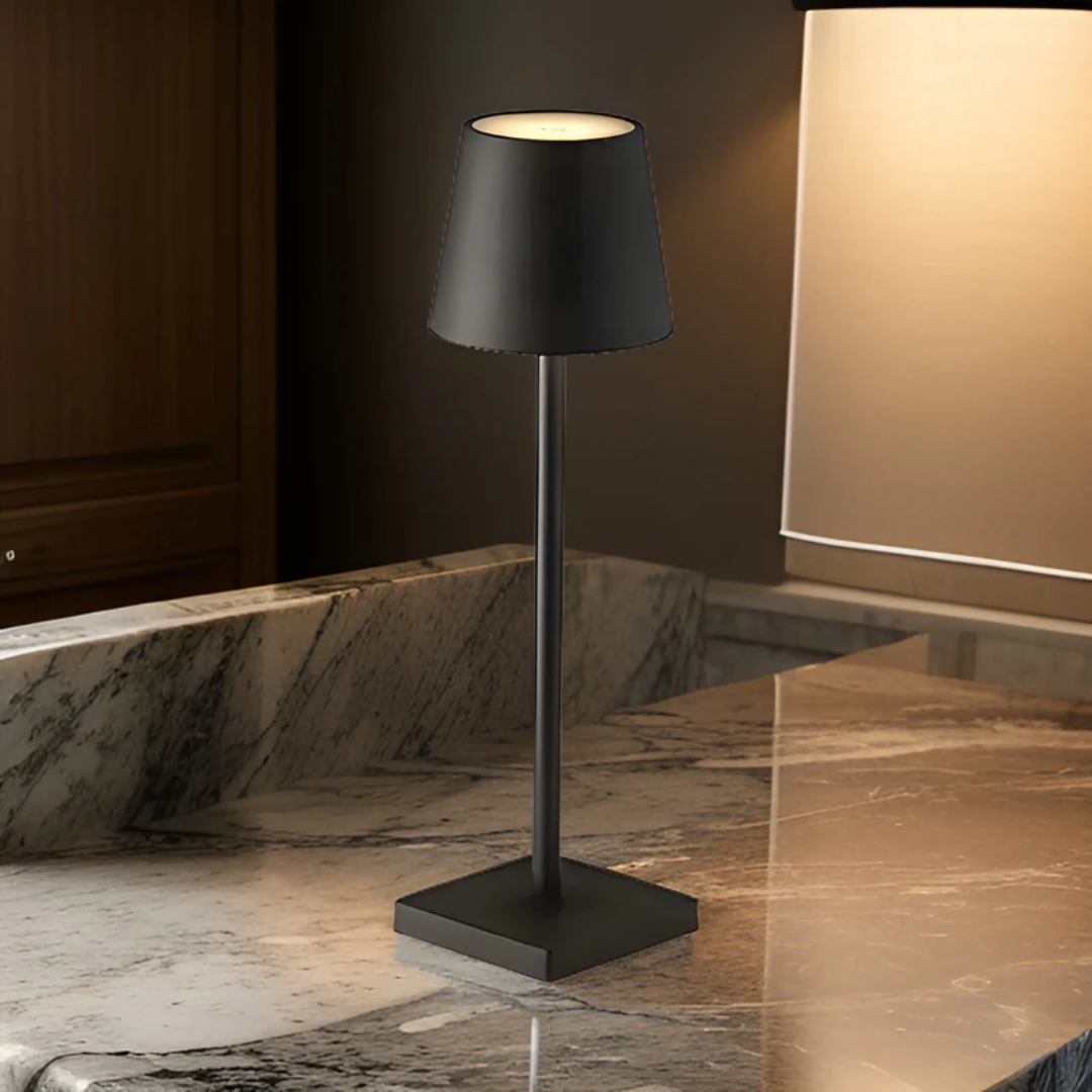 LumiFlex - Draadloze Oplaadbare Tafellamp met Scandinavisch Design