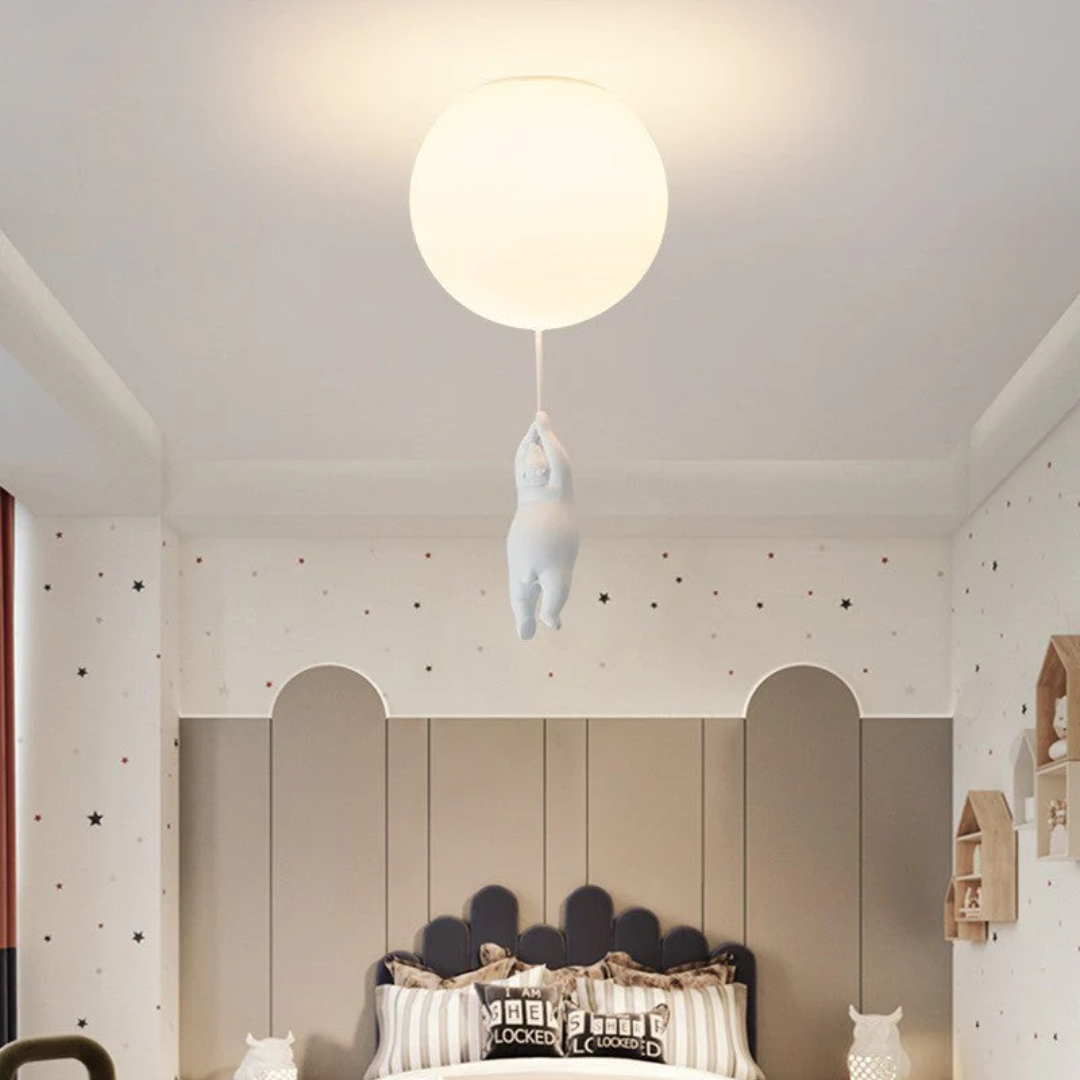 Betoverende Kinderkamer Hanglamp met Beer en Ballon – TeddyGlow