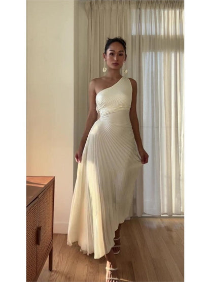 SELENA - Damesjurk met één schouder en elegante plooien