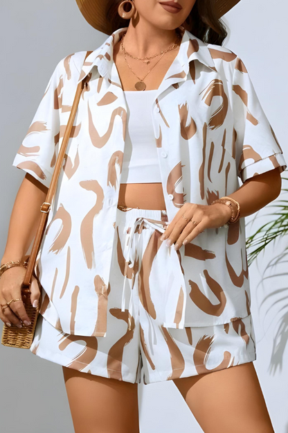 Tweedelige dames set met losse blouse en short – LAVAYA SET - Glamorix