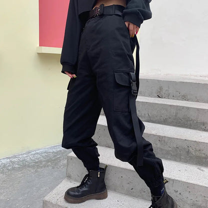 Modieuze high waist cargobroek met riemdetail en cargozakken – LYRA - Glamorix