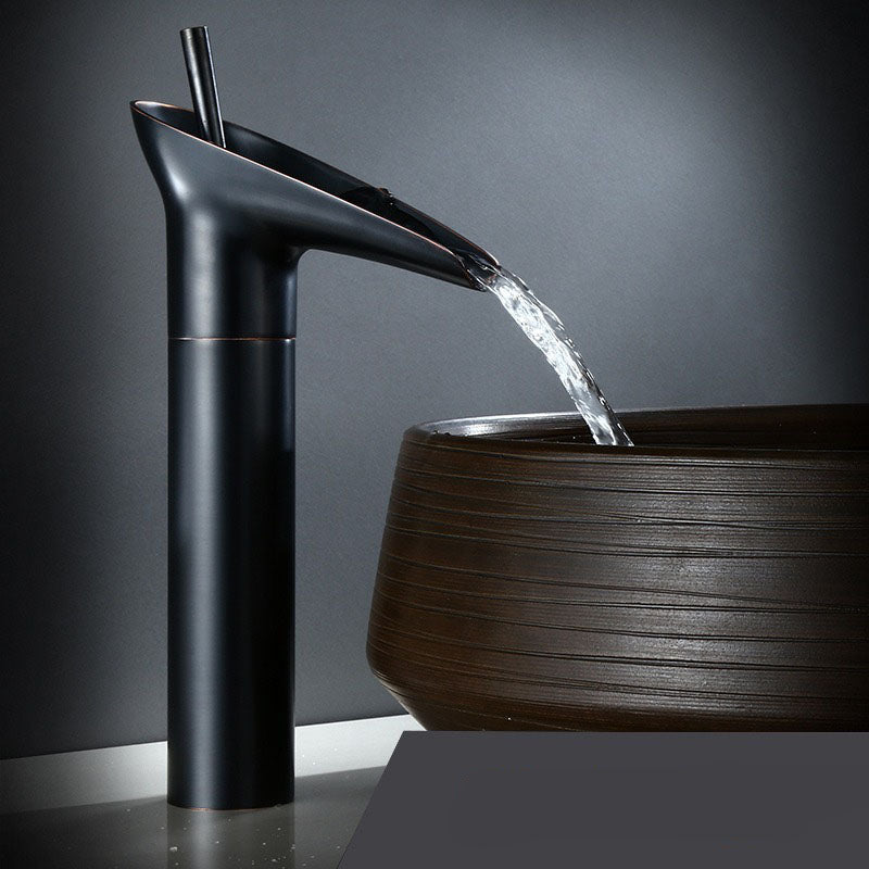 Waterval wastafelkraan met retro design voor badkamer – VELLUTO AquaFall - Glamorix