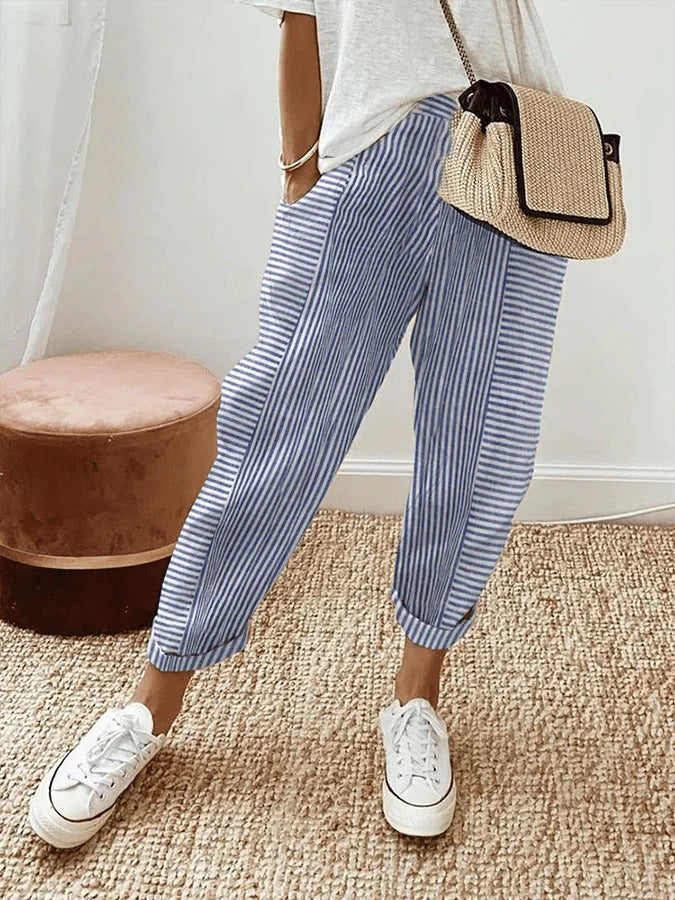 LineaForma – Gestreepte high-waist broek met elegante stretch en moderne flair