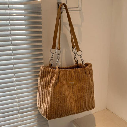 NOVA - Schattige corduroy draagtas met een speelse twist