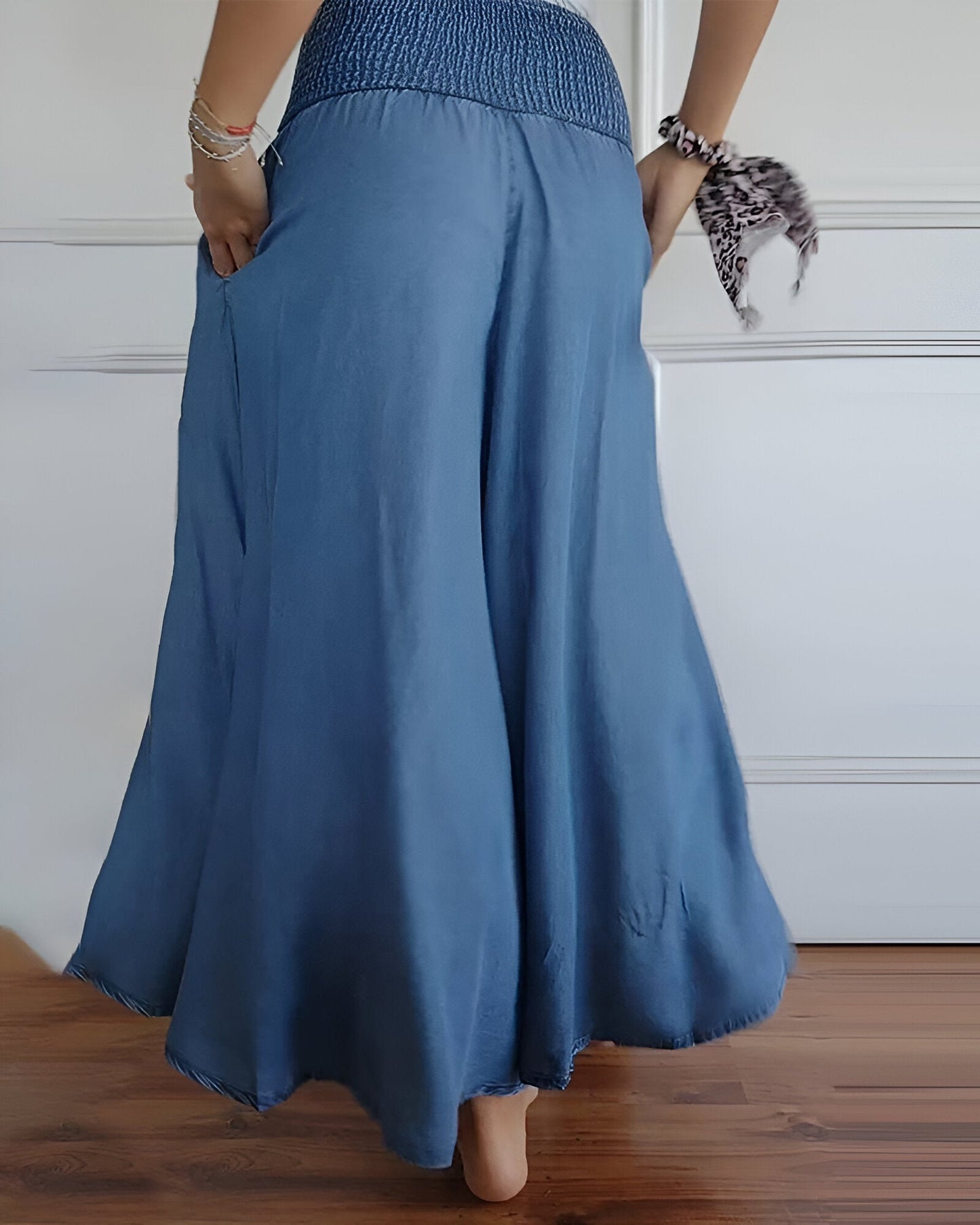 Viktoria - Wijde damesbroek met gesmokte taille en vloeiende pijpen - Glamorix