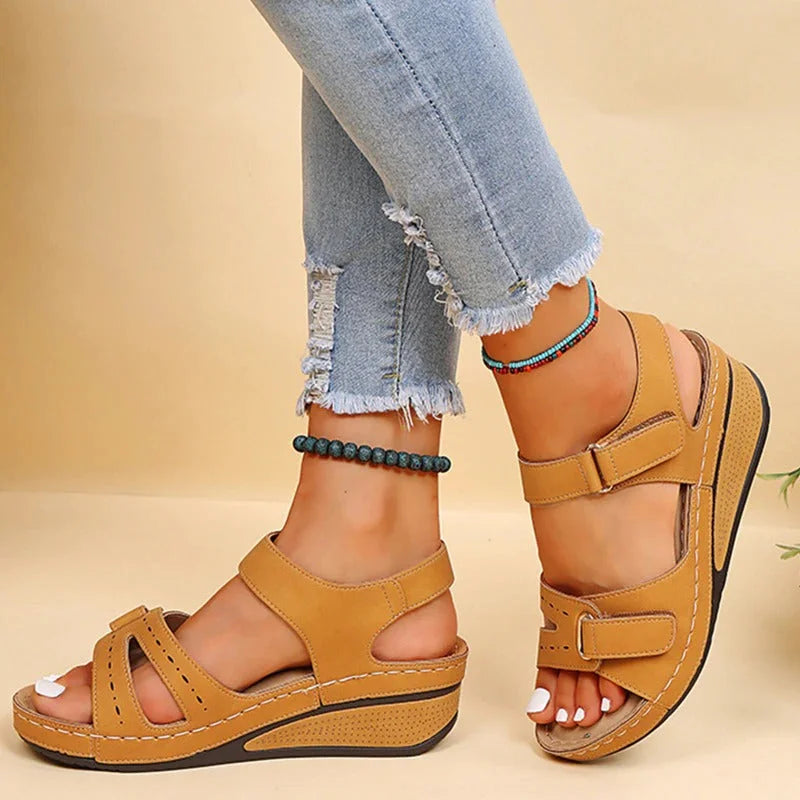 Orthopedische dames sandalen met stijlvol design en voetondersteuning – LioraSteps - Glamorix