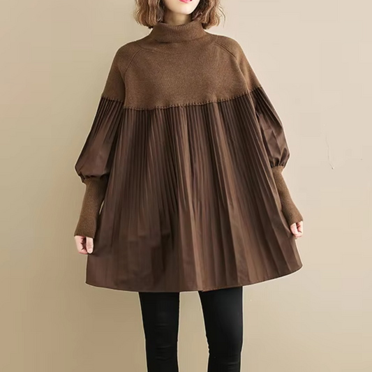 Vrouwelijke dames sweater met plooiaccent en comfortabele fit – LUNERA SoftFold - Glamorix