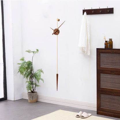 RADIANT EMPRESS - Stralende keizerin wandklok met luxe uitstraling