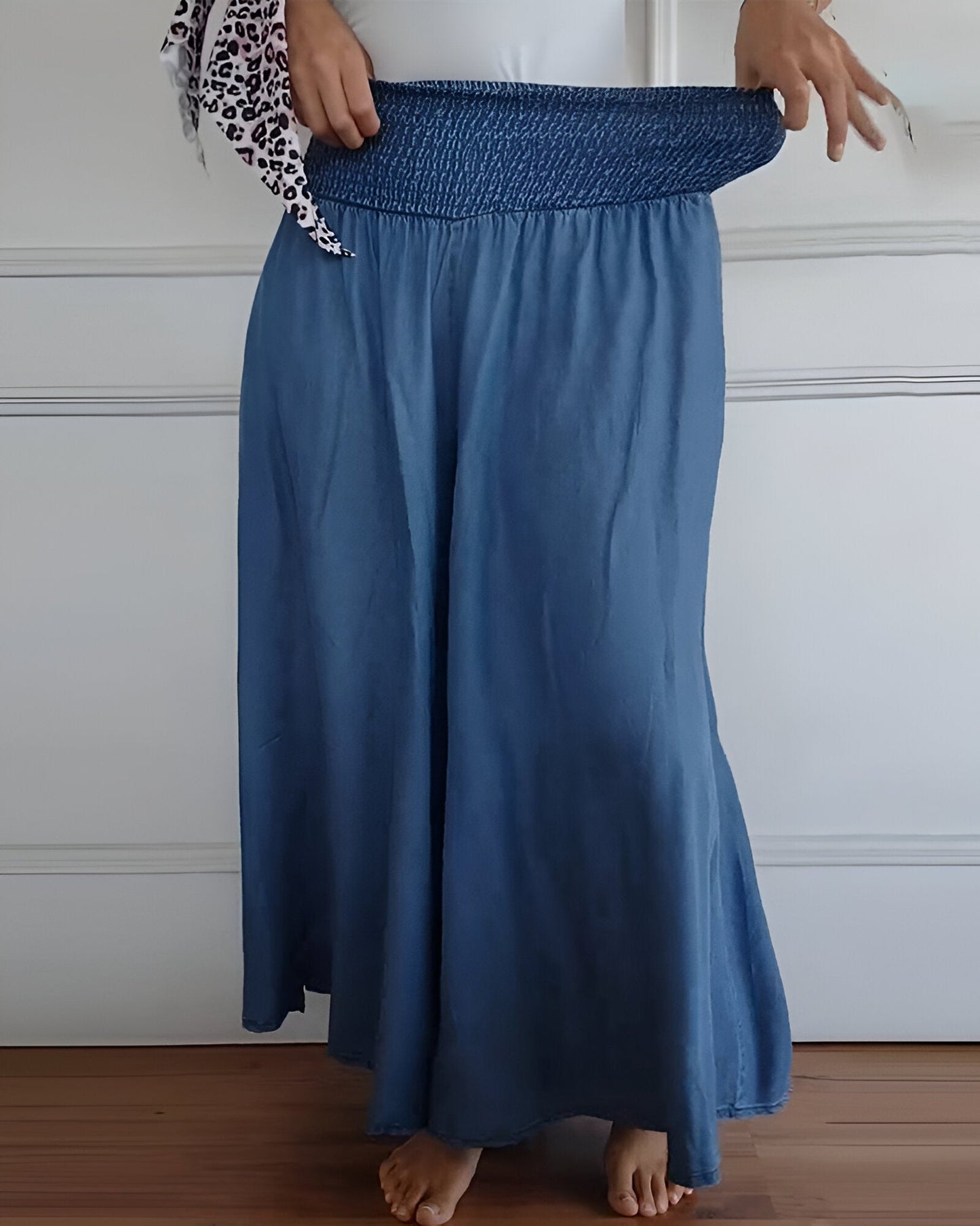 Viktoria - Wijde damesbroek met gesmokte taille en vloeiende pijpen - Glamorix