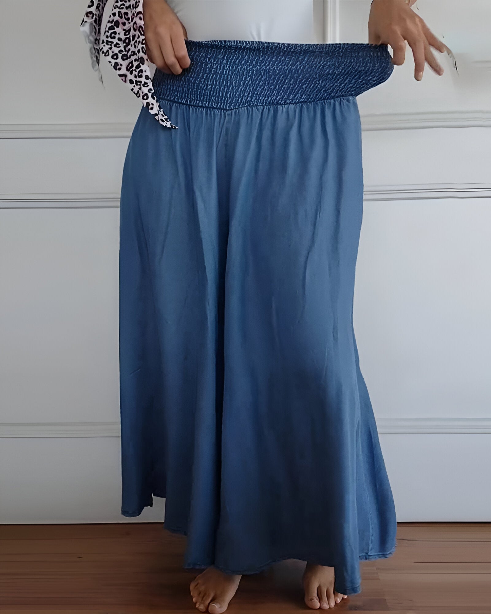 Viktoria - Wijde damesbroek met gesmokte taille en vloeiende pijpen - Glamorix