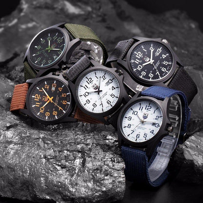Robuust herenhorloge met lichtgevende wijzerplaat en militair design – DRAKEFORCE - Glamorix