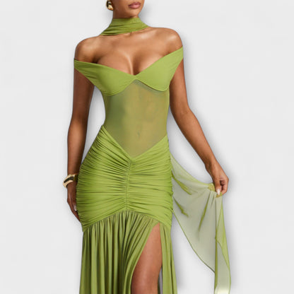 Elegante avondjurk met off-shoulder halslijn en hoge split – PRISAYA - Glamorix