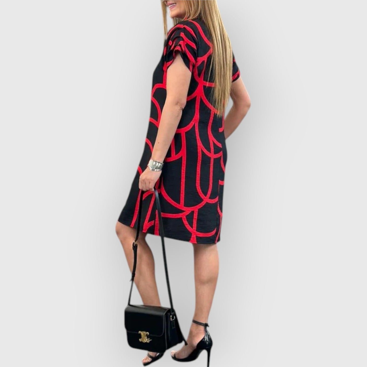 Rechte damesjurk met polokraag en korte mouw – BLANIKA - Glamorix