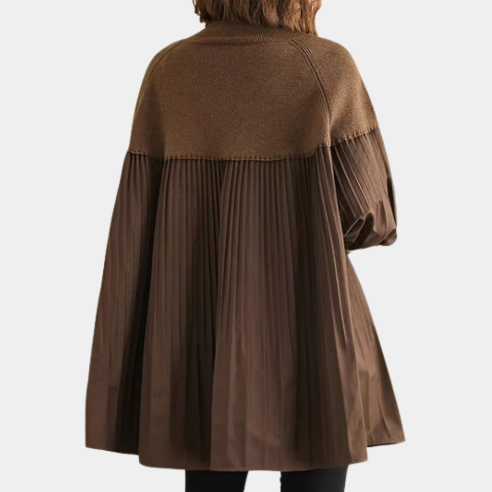 Vrouwelijke dames sweater met plooiaccent en comfortabele fit – LUNERA SoftFold - Glamorix