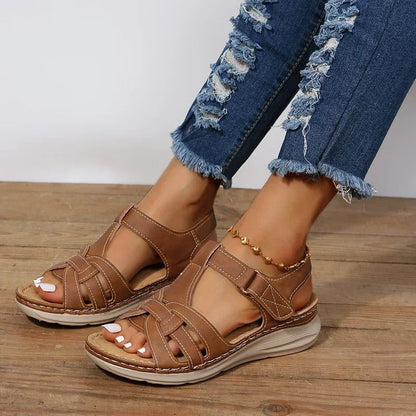 Orthopedische leren damessandalen met verstelbare bandjes – AURELIA LEATHER - Glamorix