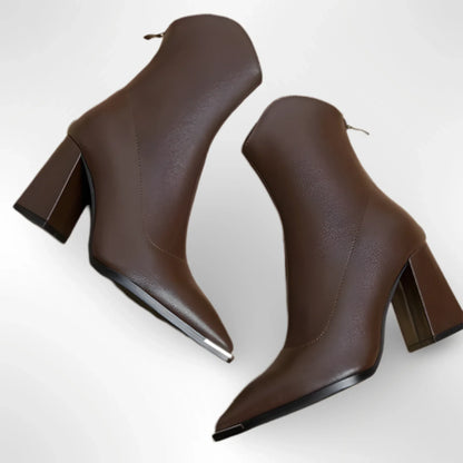 Trendy Chelsea Boots met Chroomdetail voor Dames – VÉRANZA