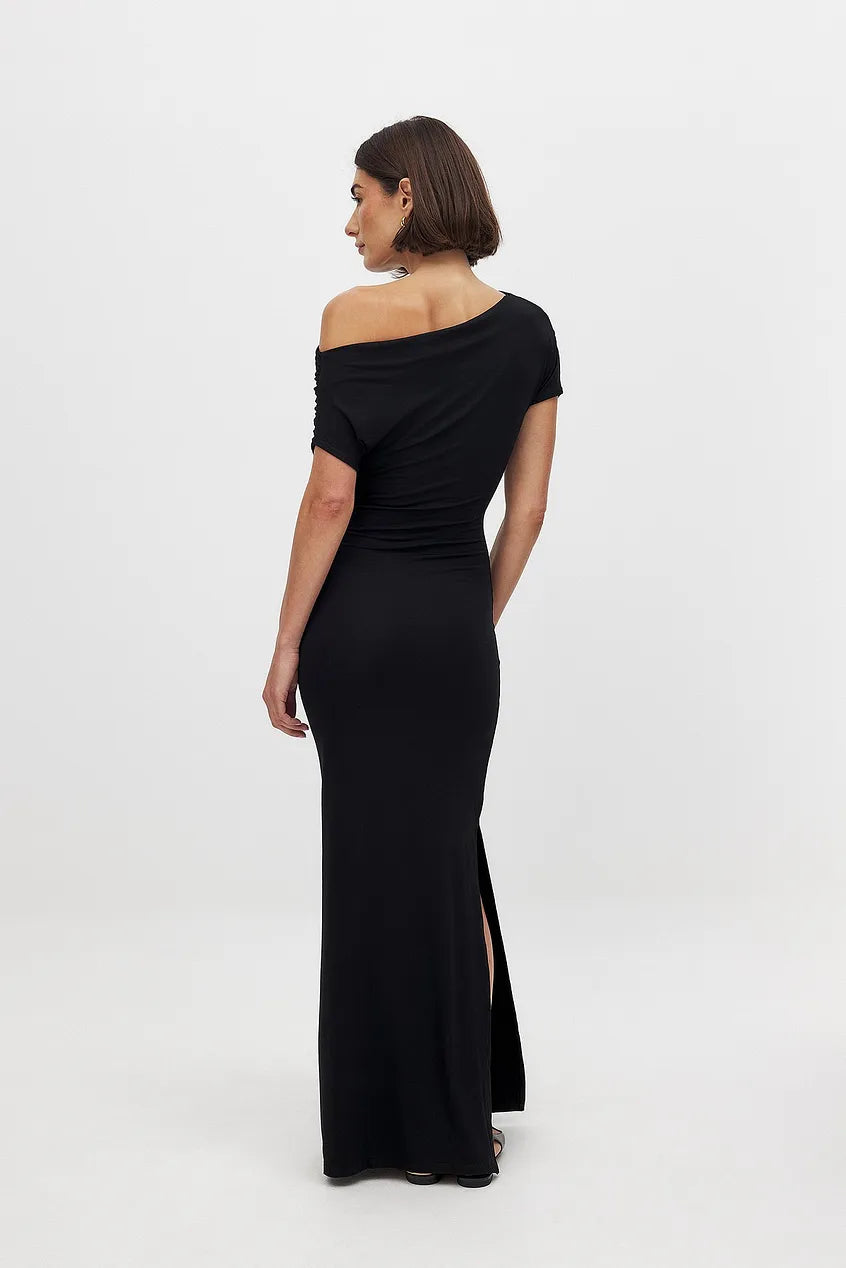 SERAPHINA - Maxi-jurk met blote schouders en elegante details