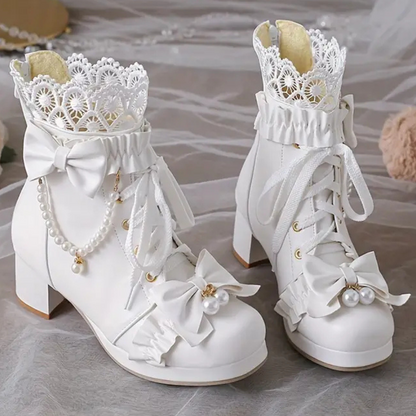 LIVIA - Enkellaarsjes met kanten afwerking voor een verfijnde look