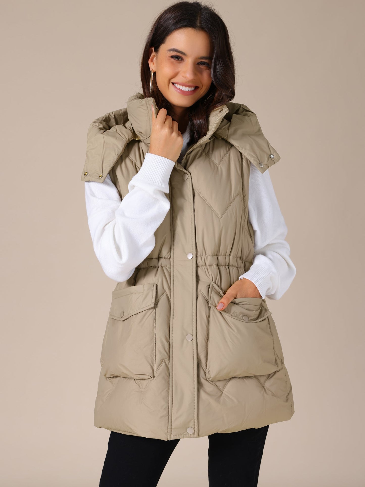 NAYLA – Lange gewatteerde dames bodywarmer met capuchon - Glamorix
