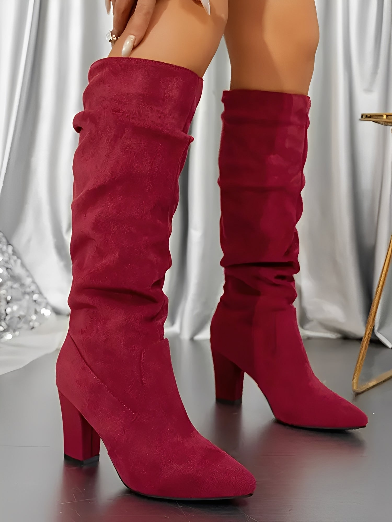 ARIA – Hoge suède dameslaarzen met elegante schacht - Glamorix